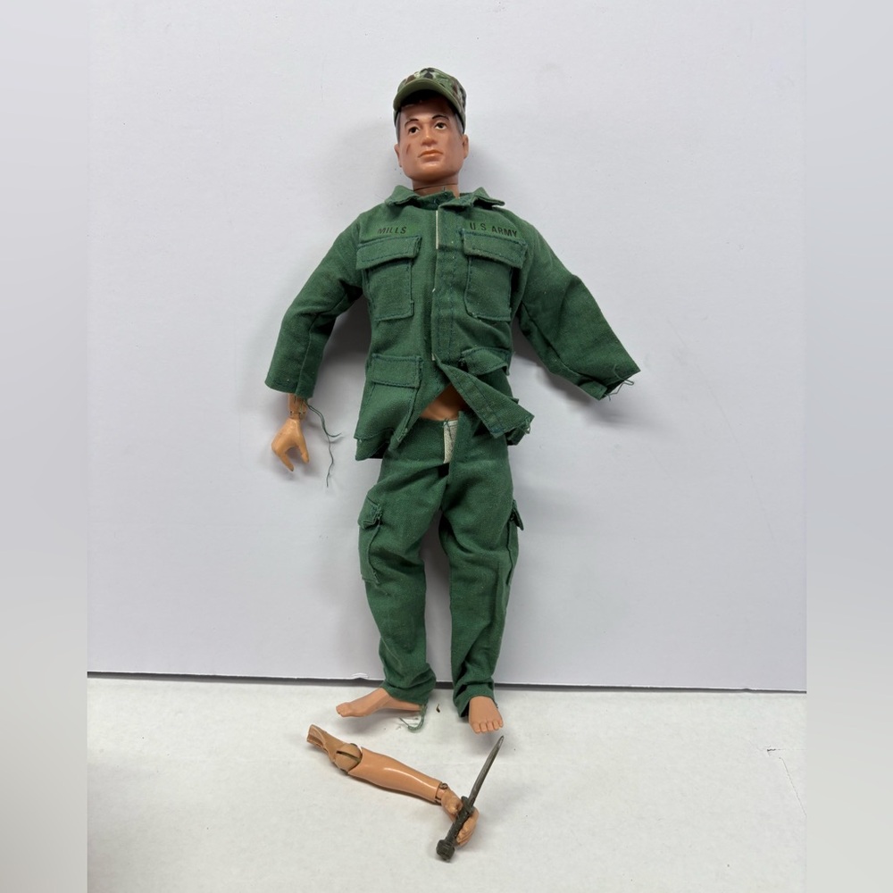 Vintage 1964 G.I. Joe Infantryman Action Figure 1960s GI Hasbro USA